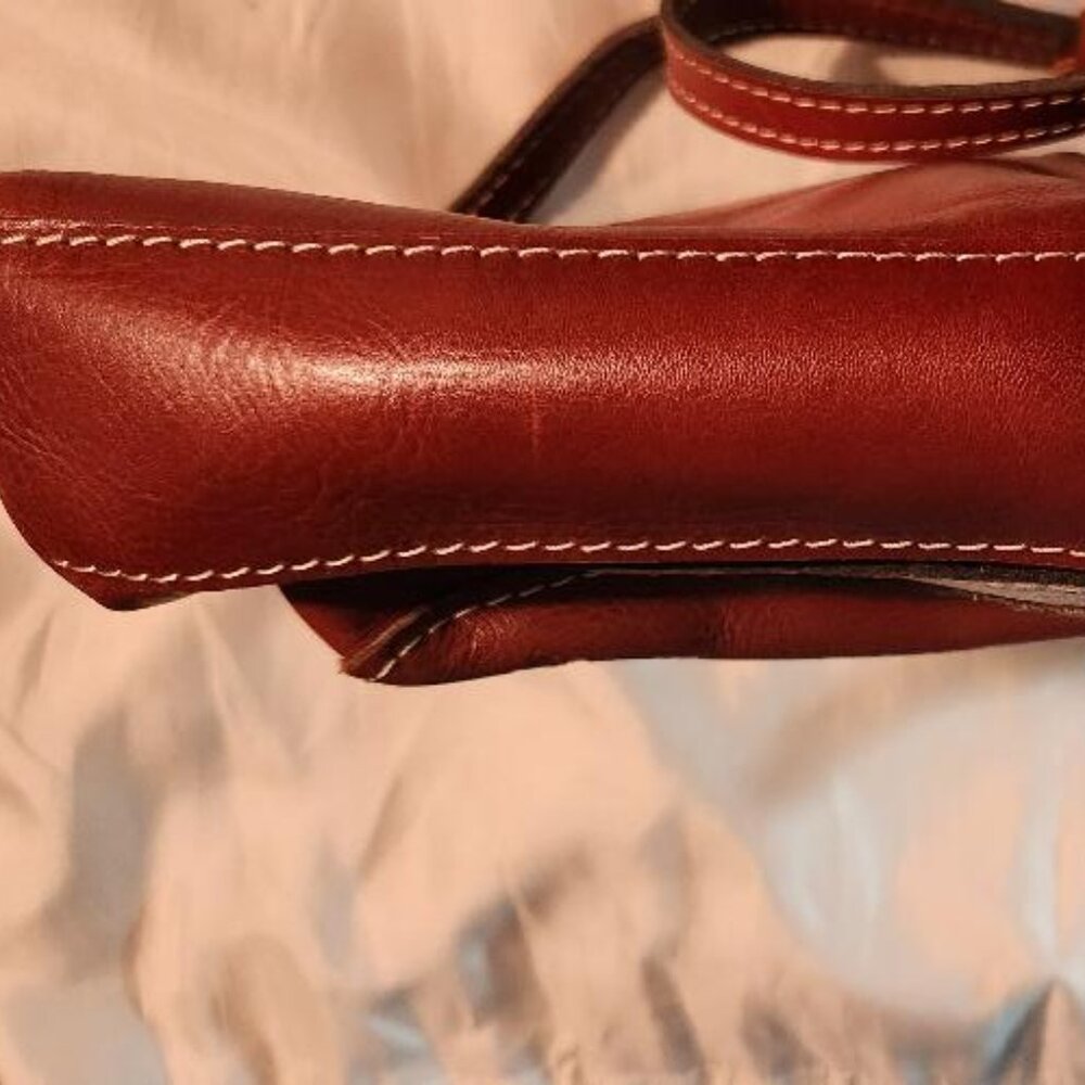 Patricia Nash Avellino Crossbody Bag - Picture 4 of 8